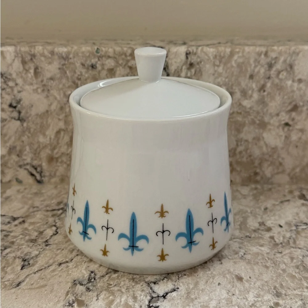 Vintage MCM Sugar Bowl * Style House Caravelle * Fleur de Lis * Yamaguchi Japan